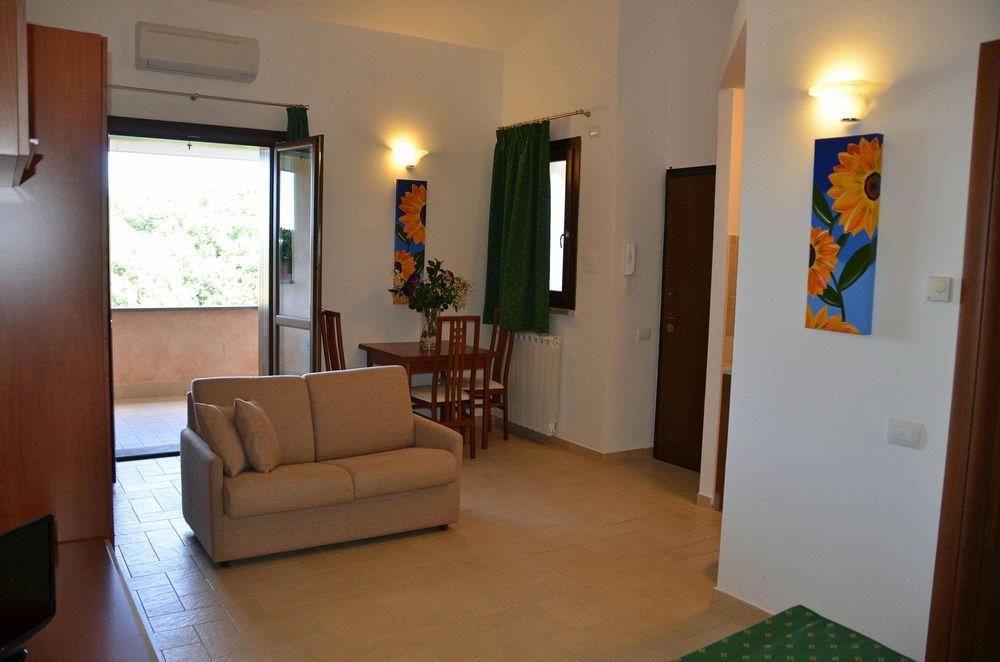 Il Casaletto Dei Ludi Aparthotel Aranova Exterior photo