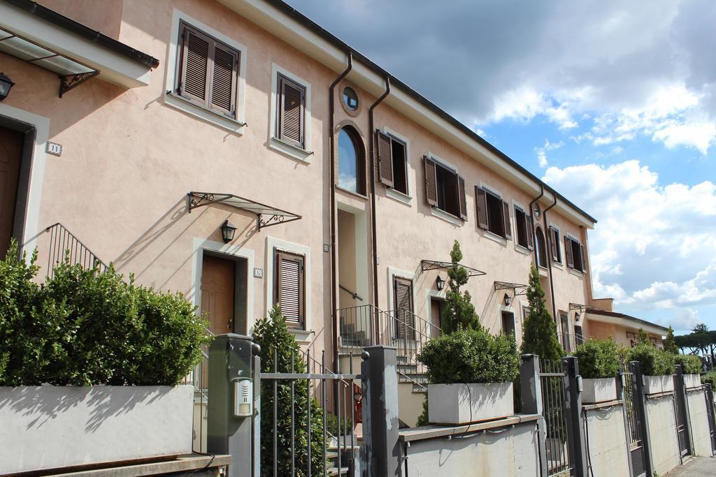 Il Casaletto Dei Ludi Aparthotel Aranova Exterior photo