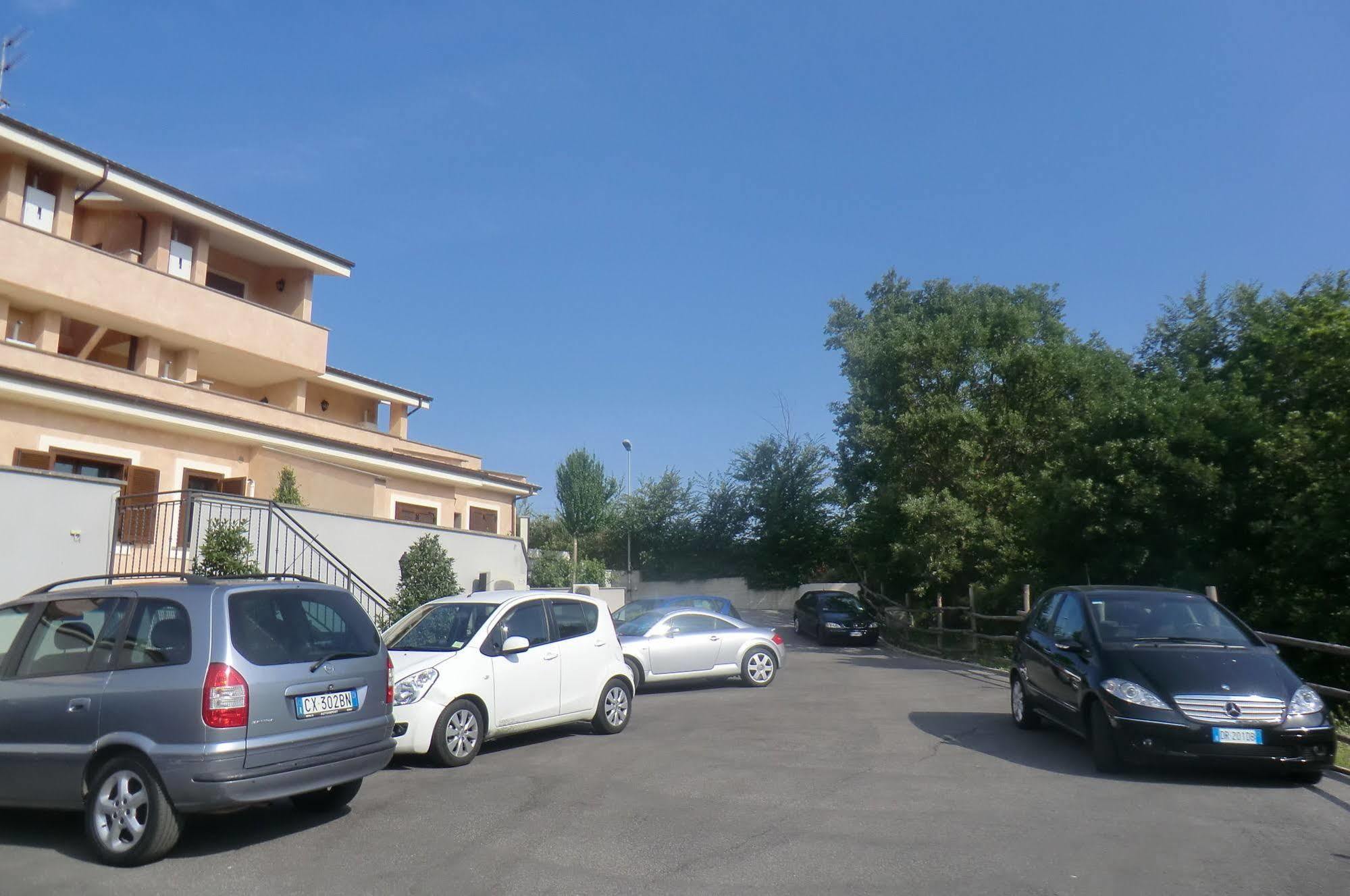 Il Casaletto Dei Ludi Aparthotel Aranova Exterior photo